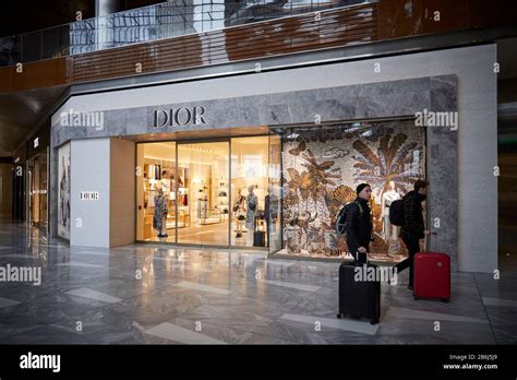 hudson yards dior store.